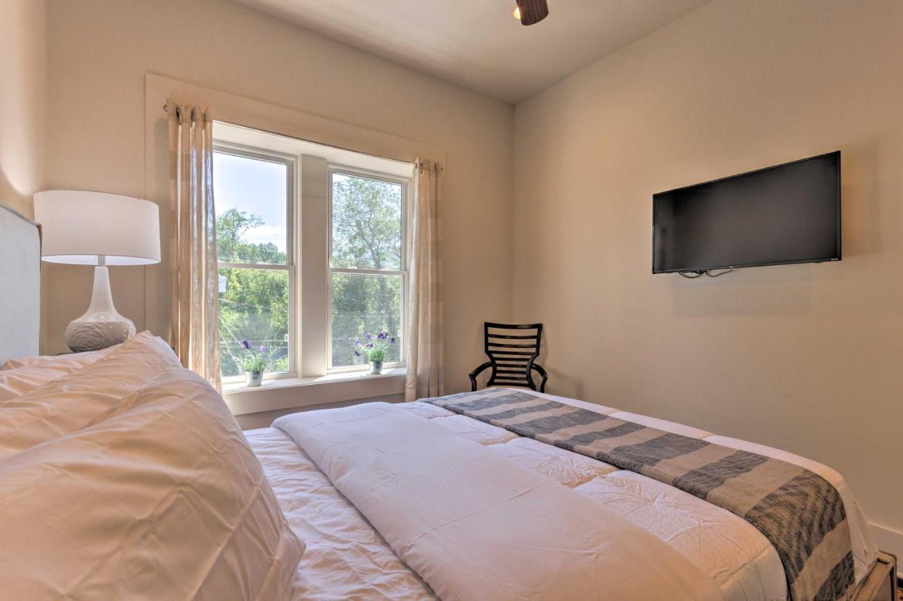 Modern Main St Apt In Downtown Waynesville! Екстериор снимка
